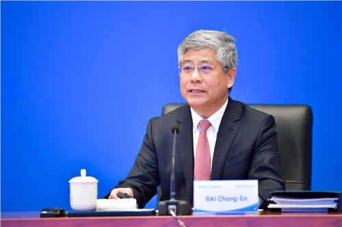 1634813892246073468.jpg 20211019-清华大学经济管理学院顾问委员会2021年会议举行-司京生摄影-白重恩发言.jpg