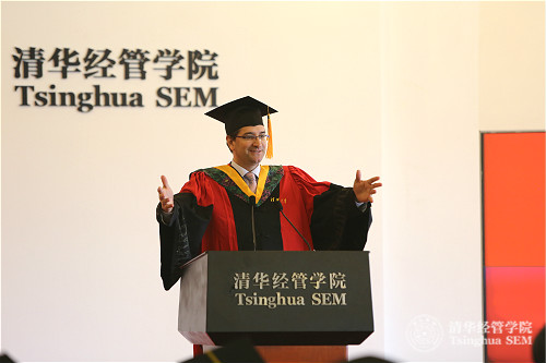 2 Urs Peyer教授.jpg